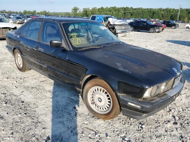 BMW 525i