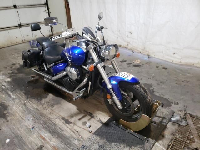 Suzuki VZ800