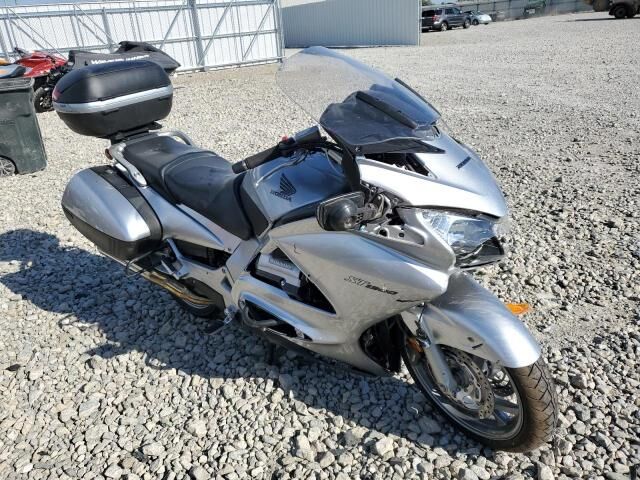 Honda ST1300