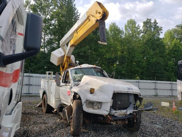 Ford F-800