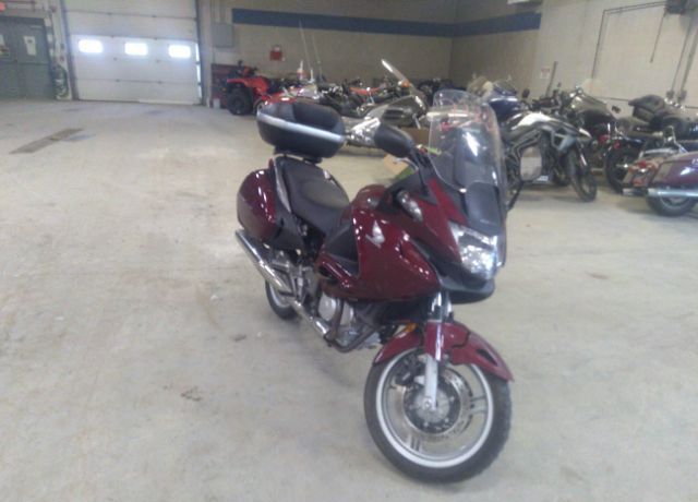 Honda NT700VA/NT700V