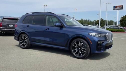 2022 BMW X7
