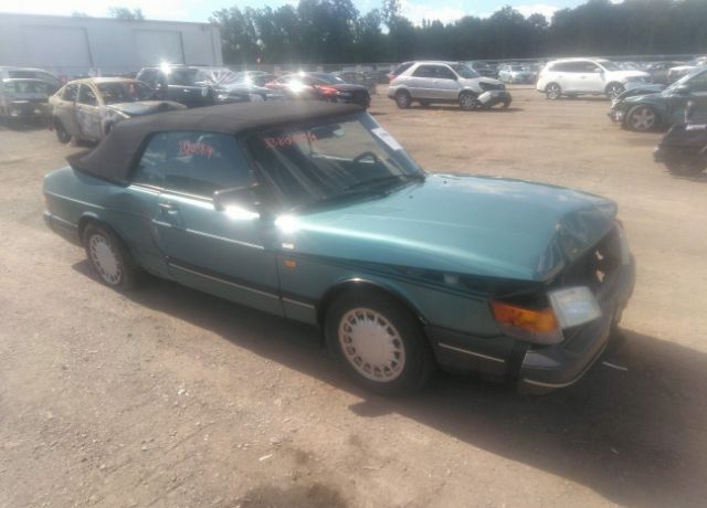 Saab 900