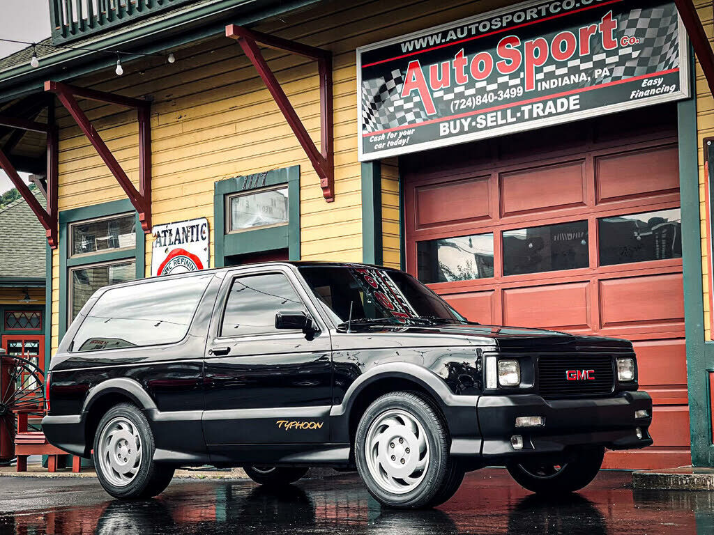 GMC Typhoon