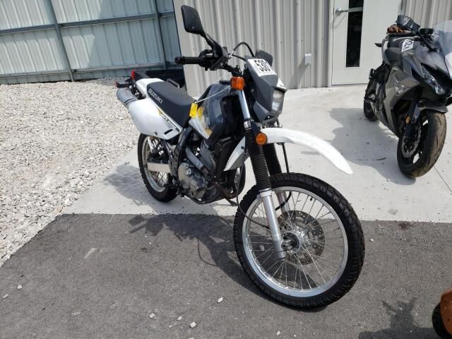 Suzuki DR650SEL