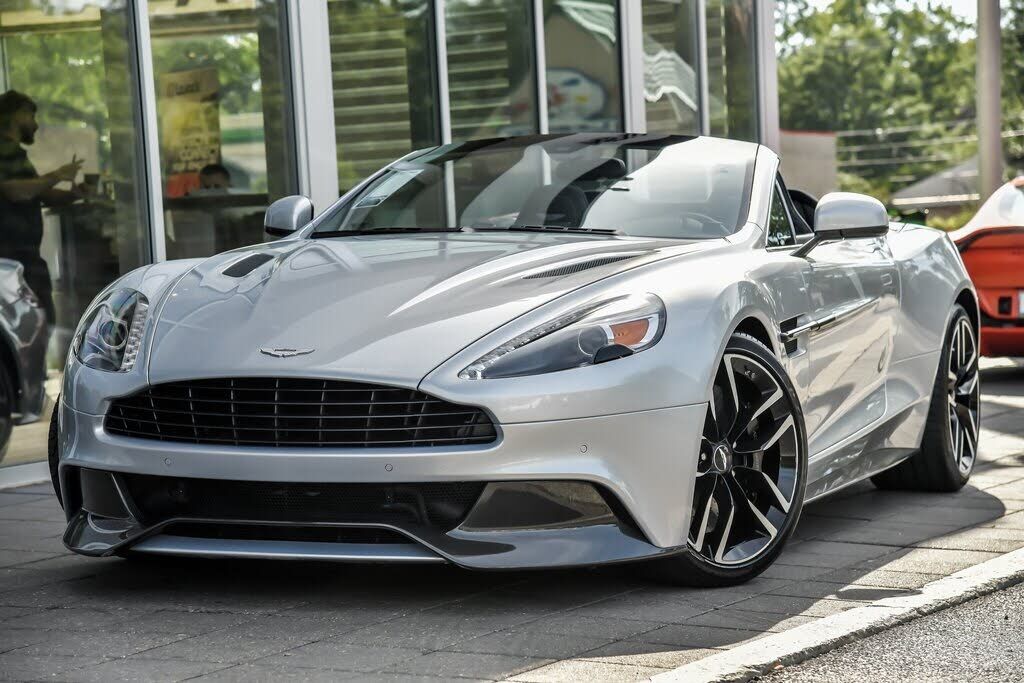 Aston Martin Vanquish