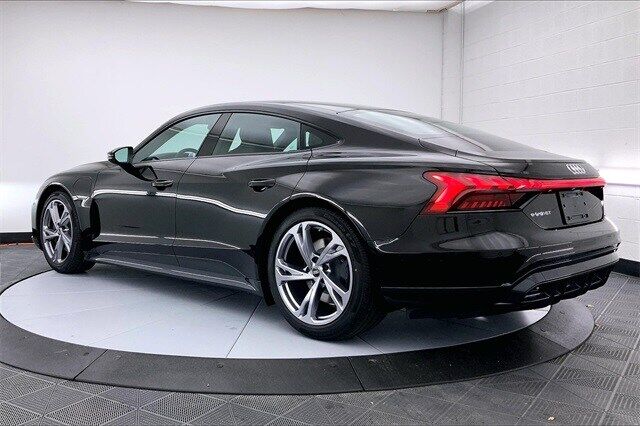 2022 Audi e-tron