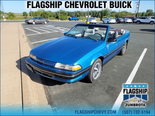 Pontiac Sunbird