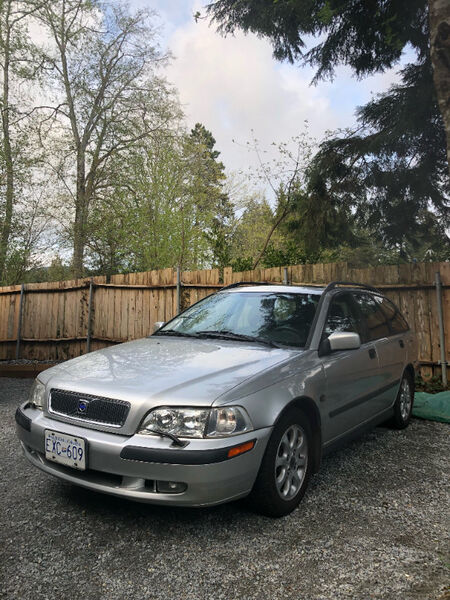 Volvo V40