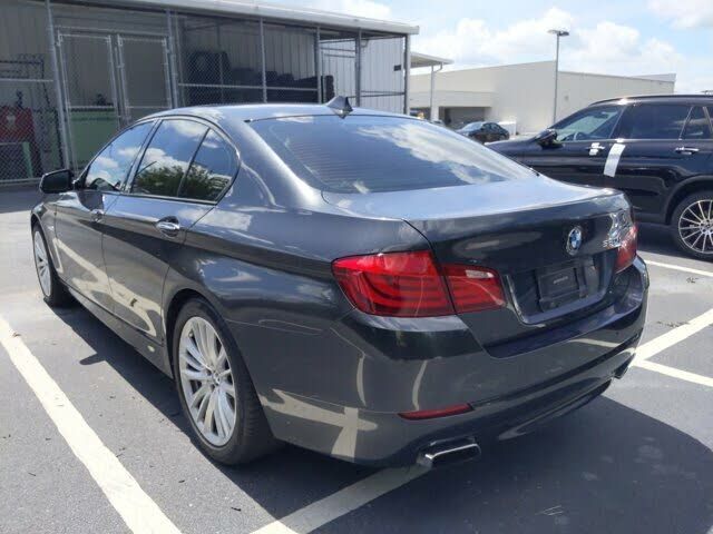2011 BMW 550i
