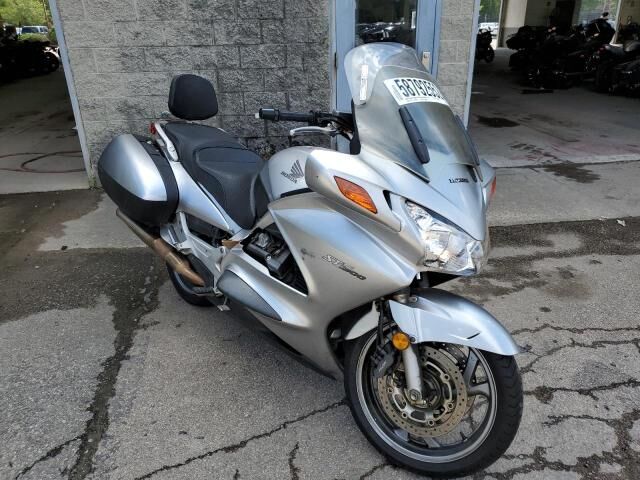 Honda ST1300A