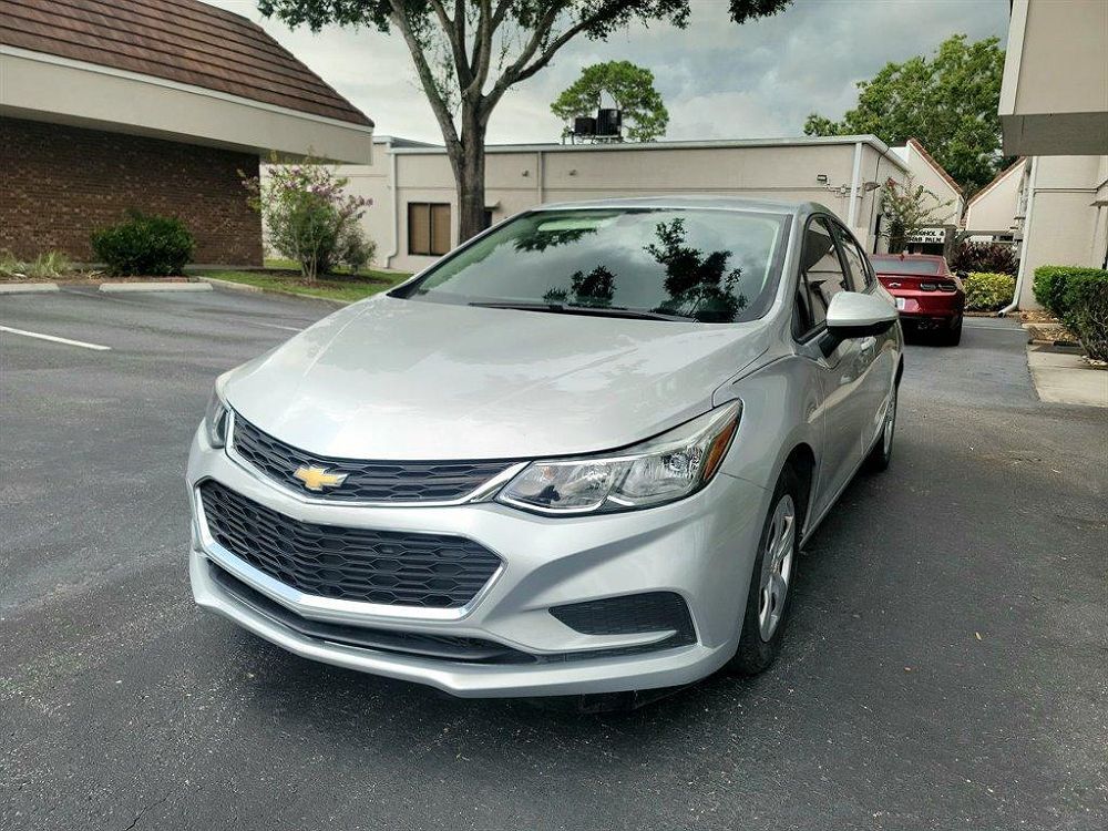 2017 CHEVROLET Cruze