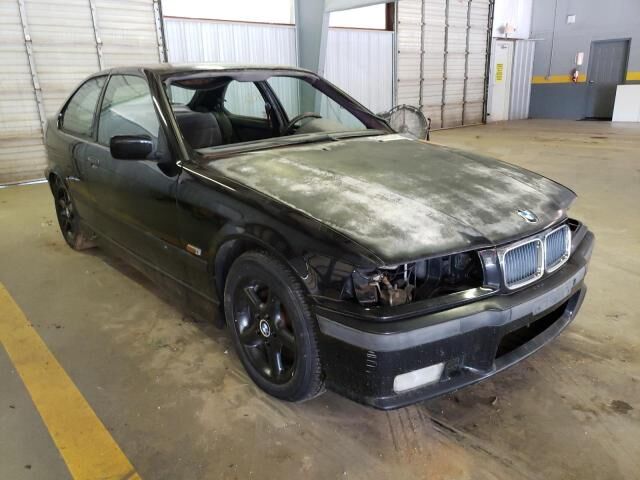 BMW 318ti