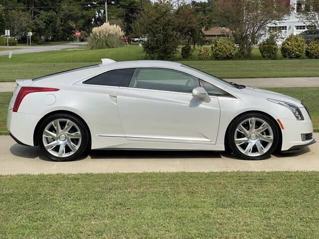 Cadillac ELR