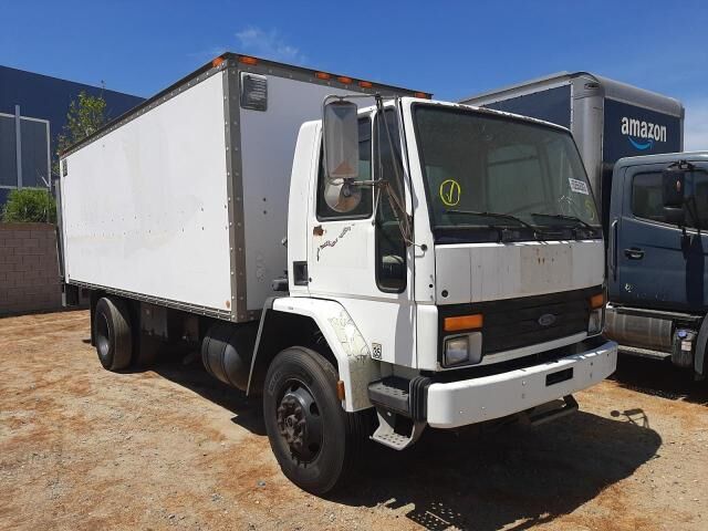 Ford CF8000
