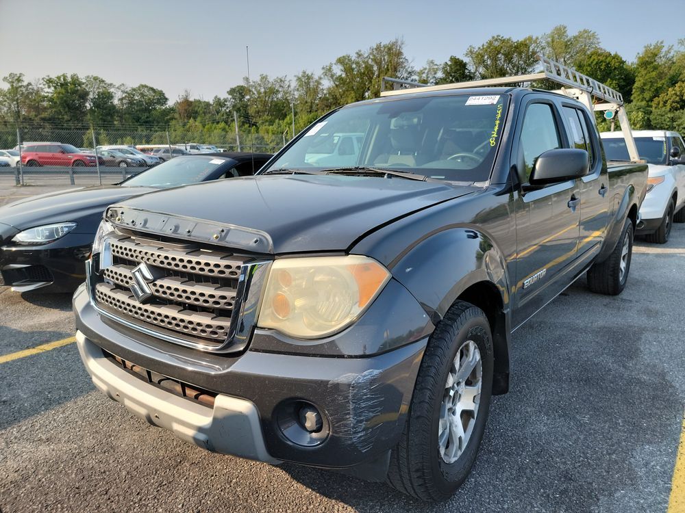 Suzuki Equator