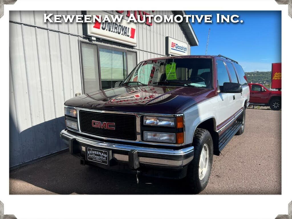 GMC Suburban