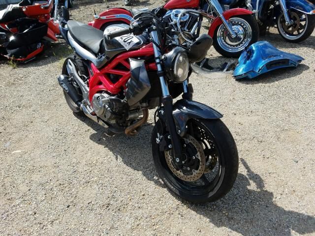 Suzuki SFV650L