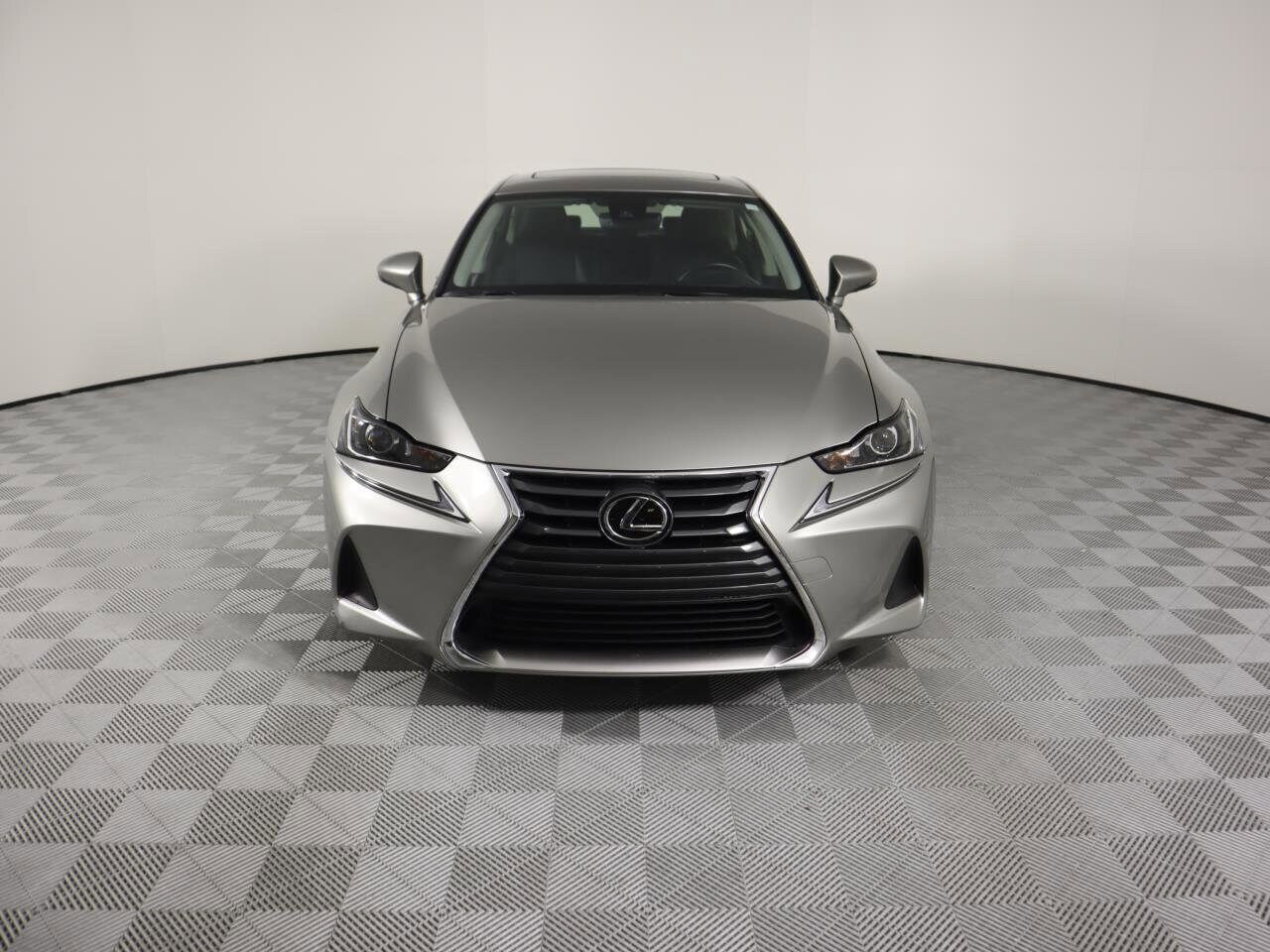 2018 Lexus IS