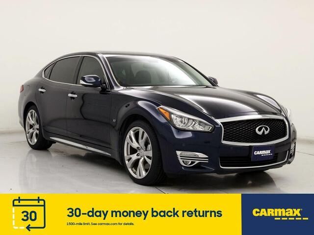 Infiniti Q70L
