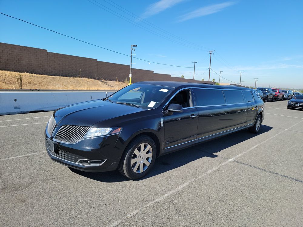Lincoln MKT