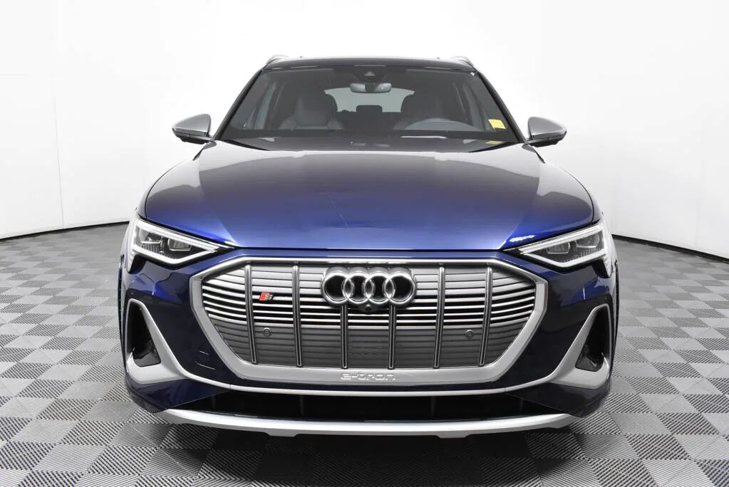2022 Audi e-tron