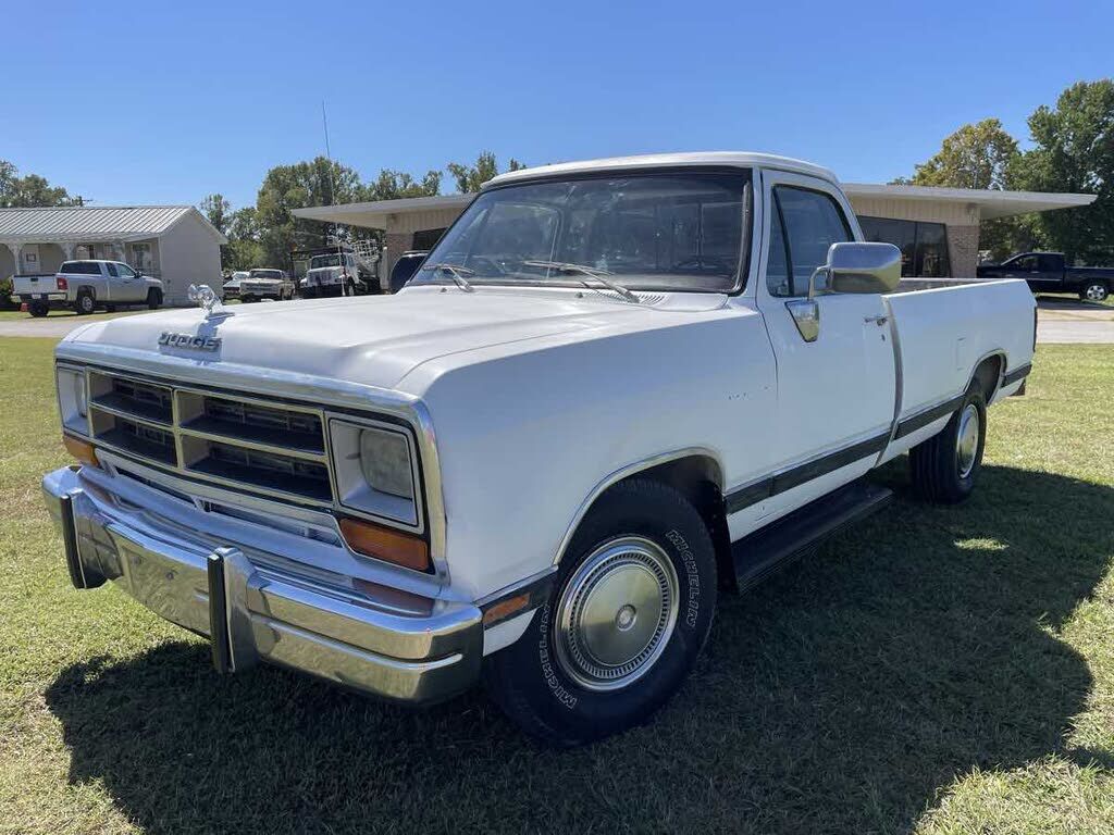 Dodge d series