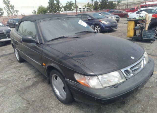 Saab 900