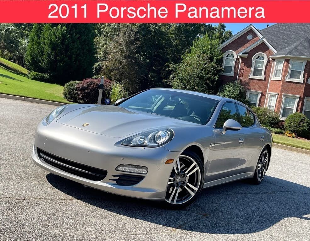 2011 PORSCHE Panamera