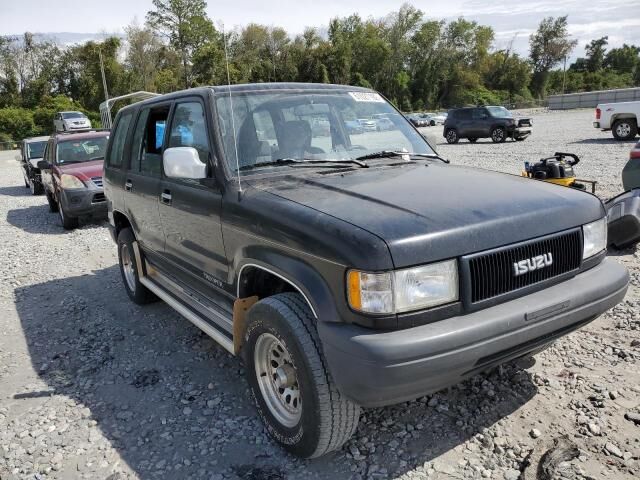 Isuzu Trooper