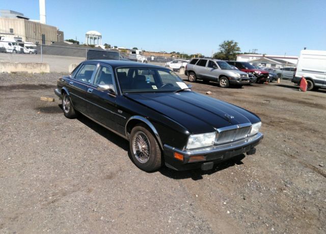 Jaguar XJ6