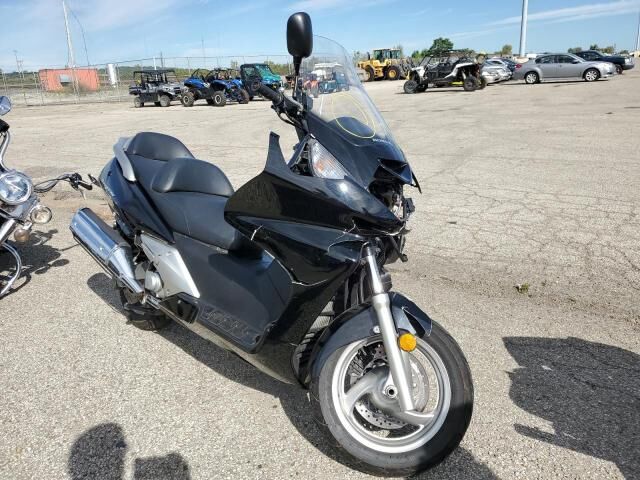 Honda FSC600 (Silver Wing)