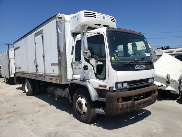 Isuzu F7