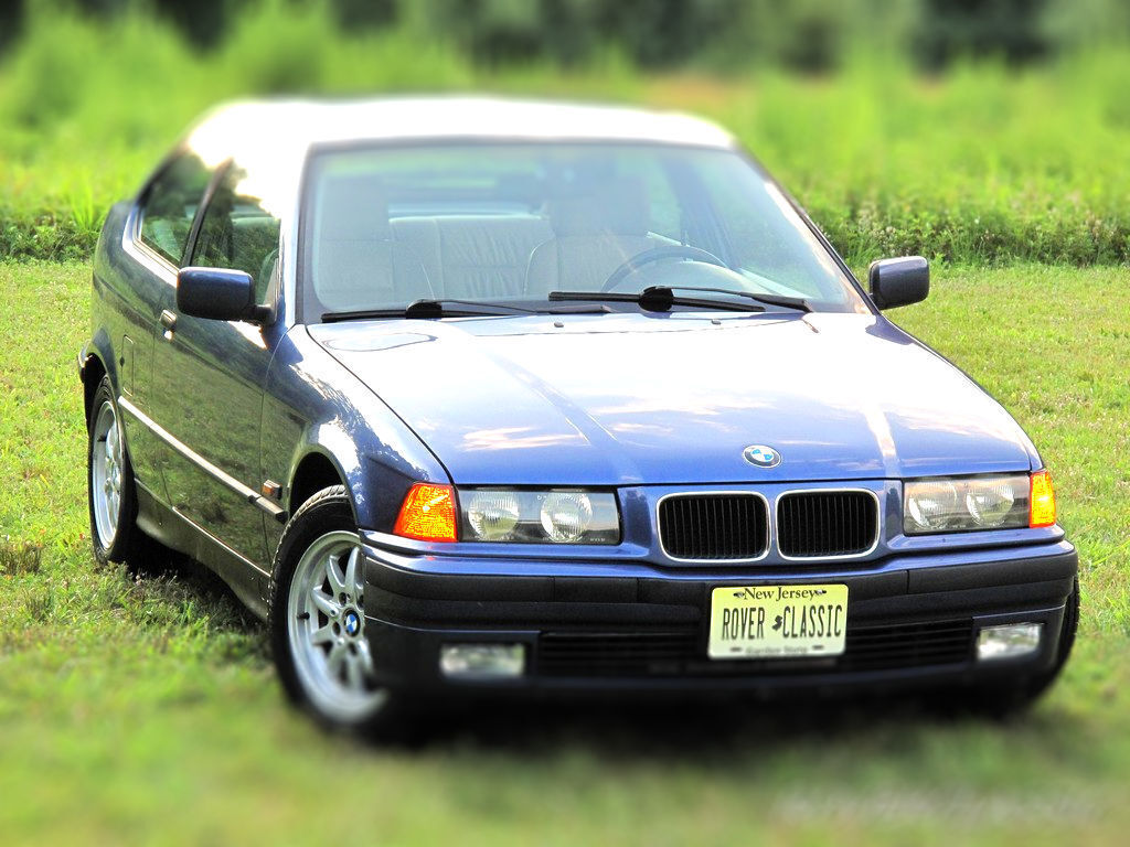 BMW 318ti