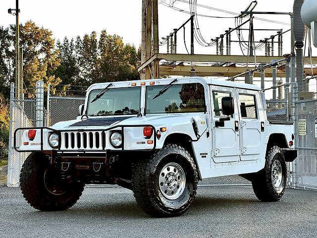 HUMMER H1