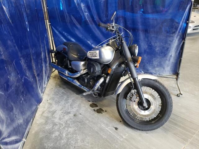 Honda VT750 (Shadow Phantom)