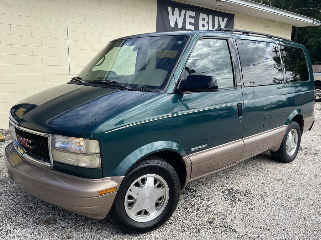 GMC Safari