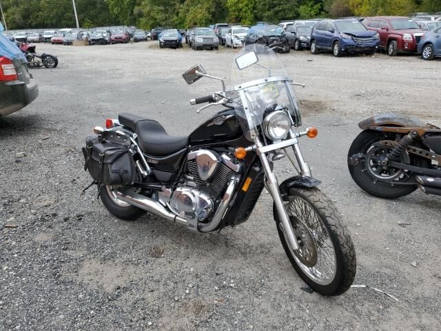 Suzuki VS800