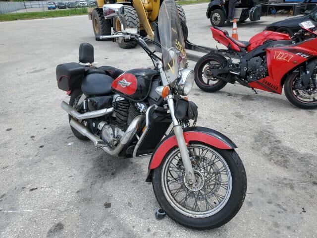 Honda VT1100C2 (SHADOW ACE)