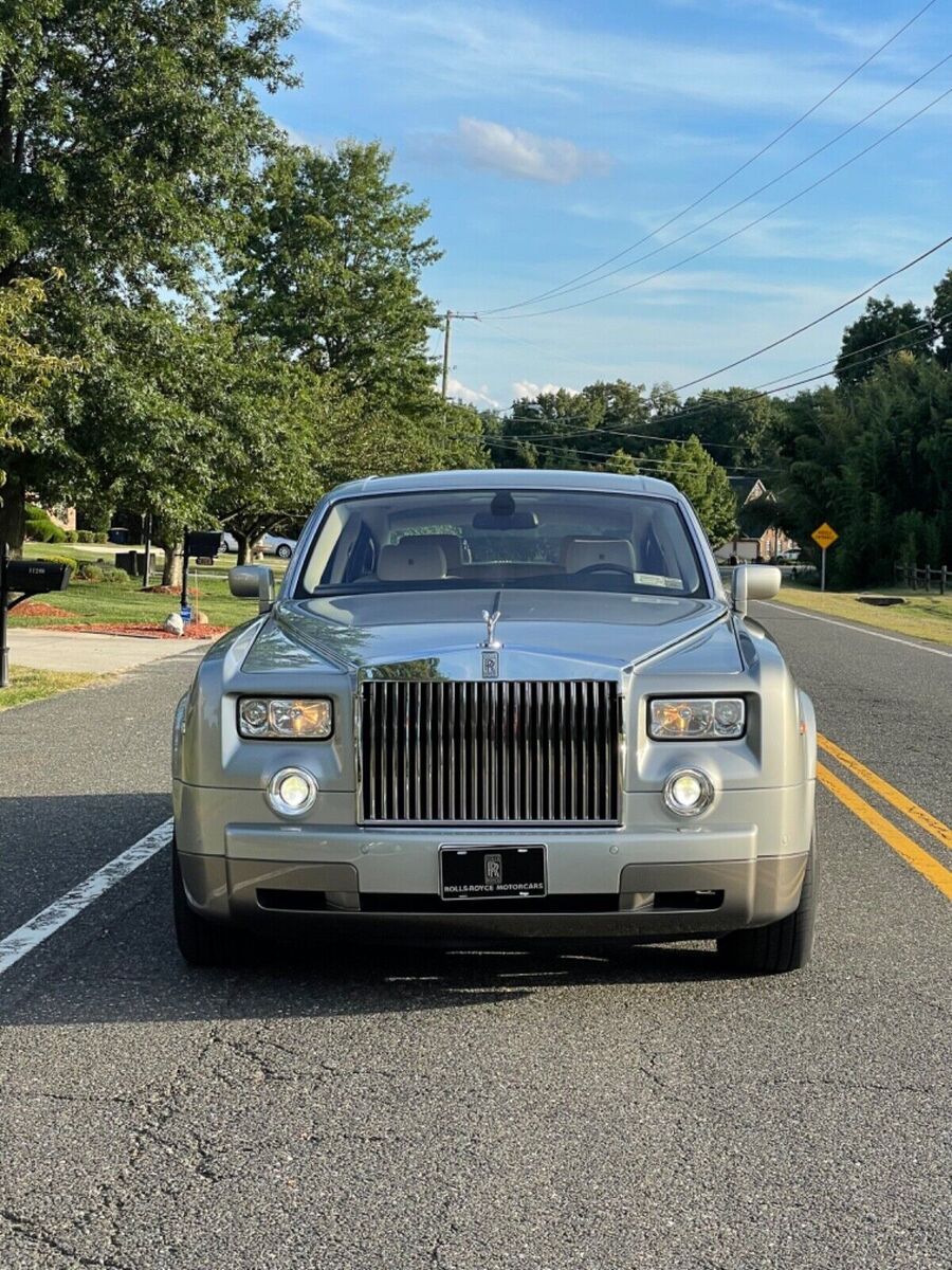 Rolls-Royce Phantom