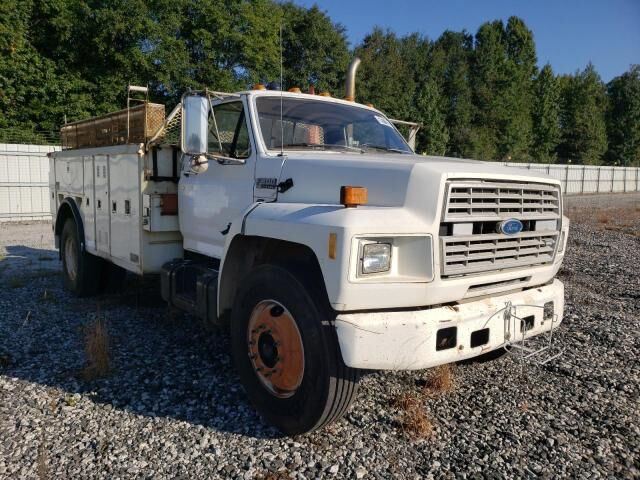 Ford F-800