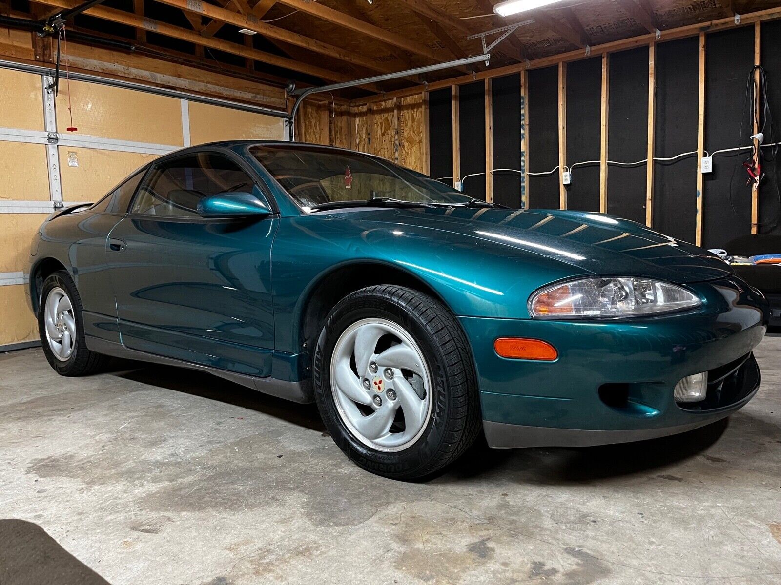 Mitsubishi Eclipse