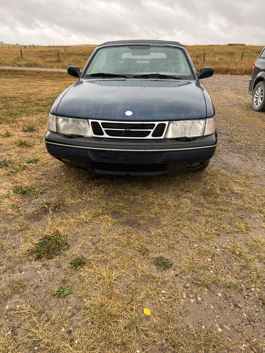 Saab 900
