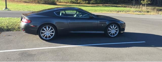 Aston Martin DB9