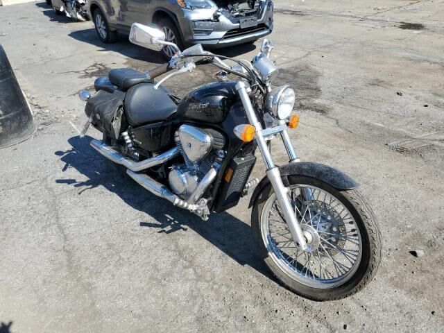 Honda VT600CD (SHADOW VLX DELUXE)