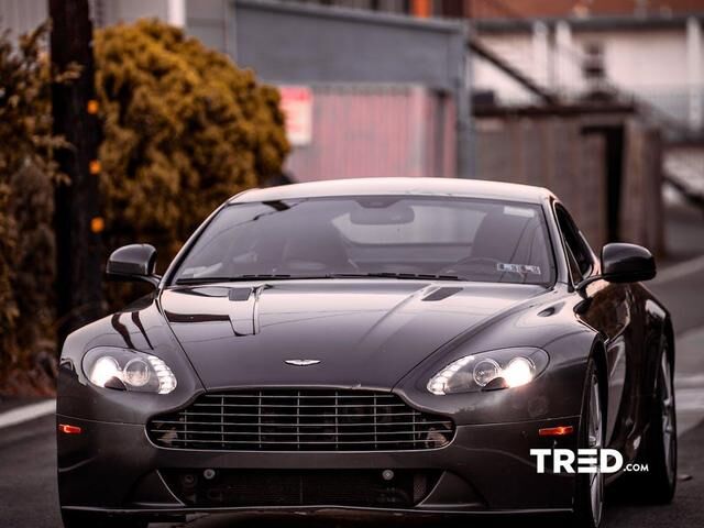 Aston Martin V8 Vantage