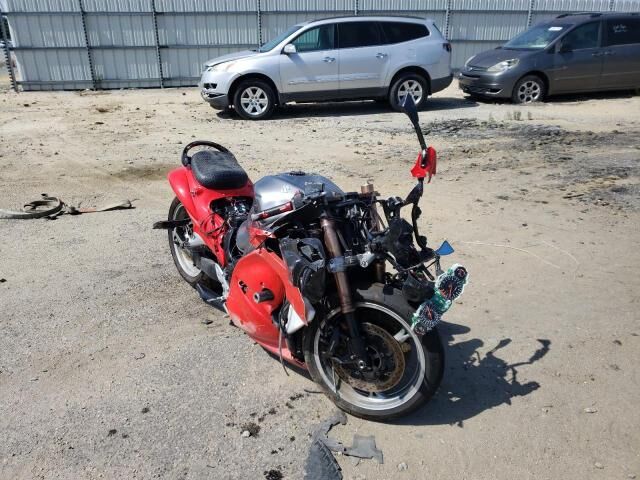 Suzuki GSX1300R