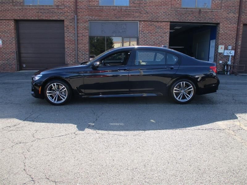 2018 BMW 750i / B7