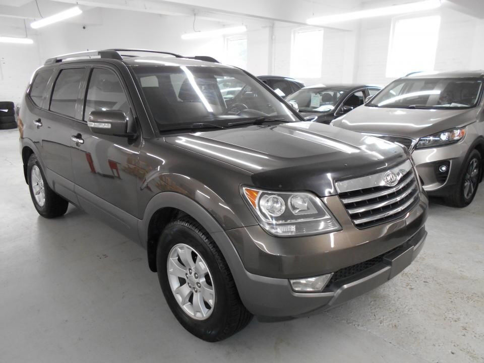 Kia Borrego