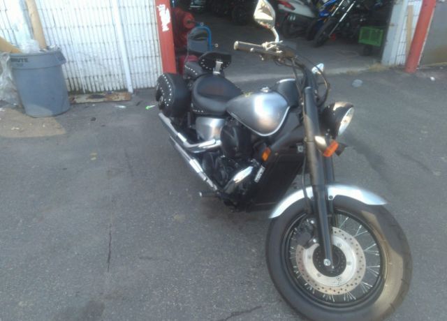 Honda VT750 (Shadow Phantom)